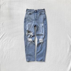 Hollister Curvy Ultra High-Rise Vintage Stretch Mom Jean, Petite Women’s 00s w24